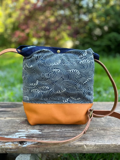 Image of Bucket Bag Nami