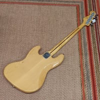 Image 4 of Squier Classic Vibe Jazz Bass