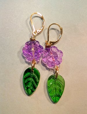 Image of BRACELETS! ~ Spring Lilacs, Lavender & Lily Bauble Bracelet #17