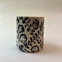 Image 2 of Pebble Floral Mug 1
