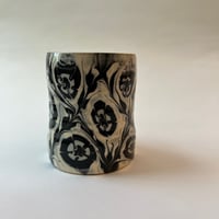 Image 2 of Pebble Floral Mug 2
