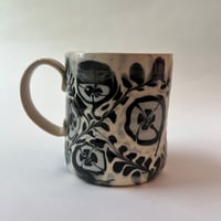 Image 1 of Pebble Floral Mug 4