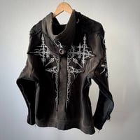 Image 4 of hoodie L (1)