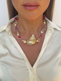 Image 2 of lily pearl petals necklace 