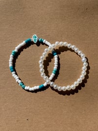 teal shells bracelet set!!🐚🤍