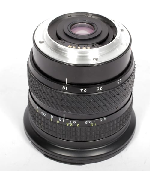 Image of Tamron (Quantaray) Minolta AF 19-35mm Super wide angle zoom lens (Sony A mount) #0492