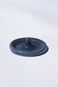 Image 2 of Ocean Ring Holder