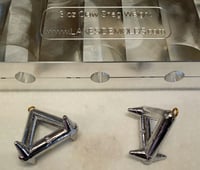 Image 1 of 3 oz Triangle Snag Claw Weight for Surf Fishing ( 8 Cavity )