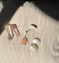 Image 3 of Loma Earring
