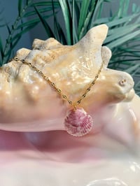 Image 1 of Pink + White Scallop Shell Necklace N112