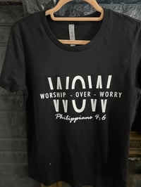 WOW- T-shirt