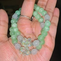 Image 4 of Green Flower Bracelet, Flower Bracelet, Beaded Green Daisy Flower Bracelet, Daisy Bracelet, Botanica
