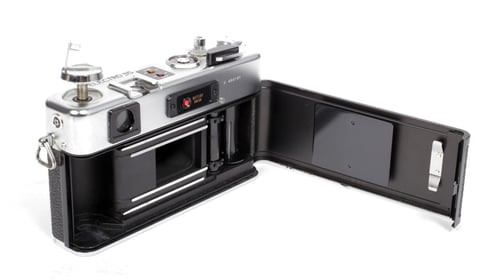 Image of Yashica Electro G 35 35mm Film Camera 45mm F1.7 lens #0533 TESTED + new battery