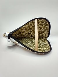 Image 4 of Bees glasses case - 2 Variants. 