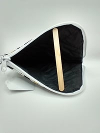 Image 2 of Daisy glasses case 