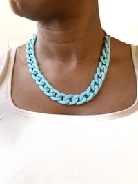 Image 3 of Matte Curb Chain Necklace in Sky