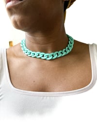 Image 3 of Matte Curb Chain Choker in Seafoam