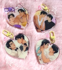 BL - KEYCHAINS