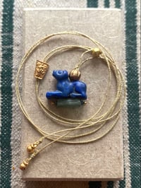 Image 1 of Collier Amulettes 6*