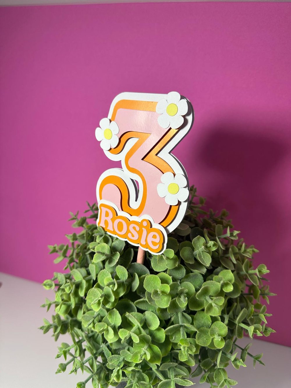 Image of 'Retro Daisy' Cake Topper