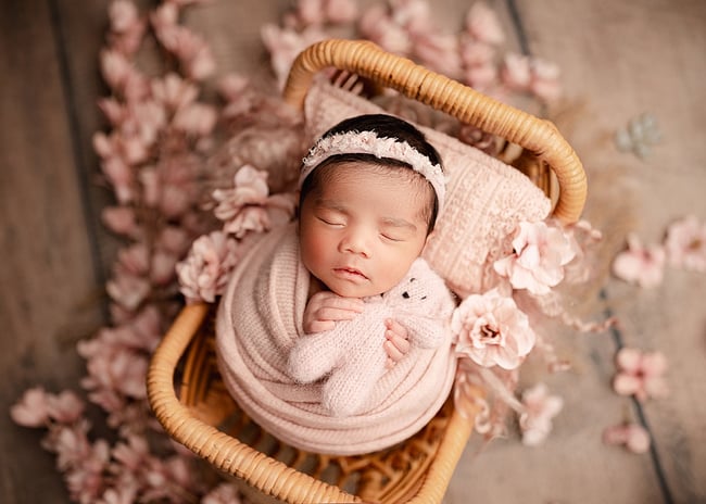 MINI (wrapped) Newborn Session