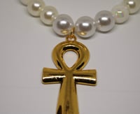 Image 2 of Perla