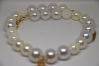 Image 3 of Perla