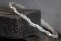 Image 1 of 'gemstone wobble' - Recycled silver bangle with gemstone