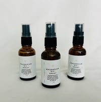 Image 1 of Pure Magnesium Oil Spray w/ Lavender - Topical Genuine Zechstein Magnesium Chloride Sooths Muscle...