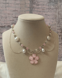 Image 4 of Flower Necklace