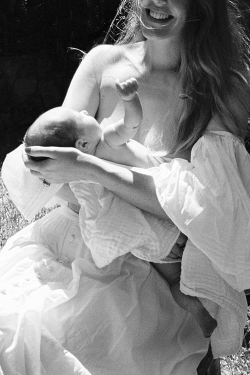 Image of Mother's Day Special - portrait sessions 