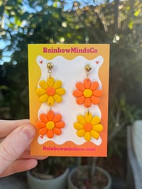 Sunburst bloom earrings 