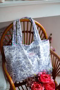 Image 8 of Tote bag [Toile de jouy bleu foncé]