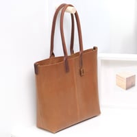 Image 2 of Large Tote in caramel