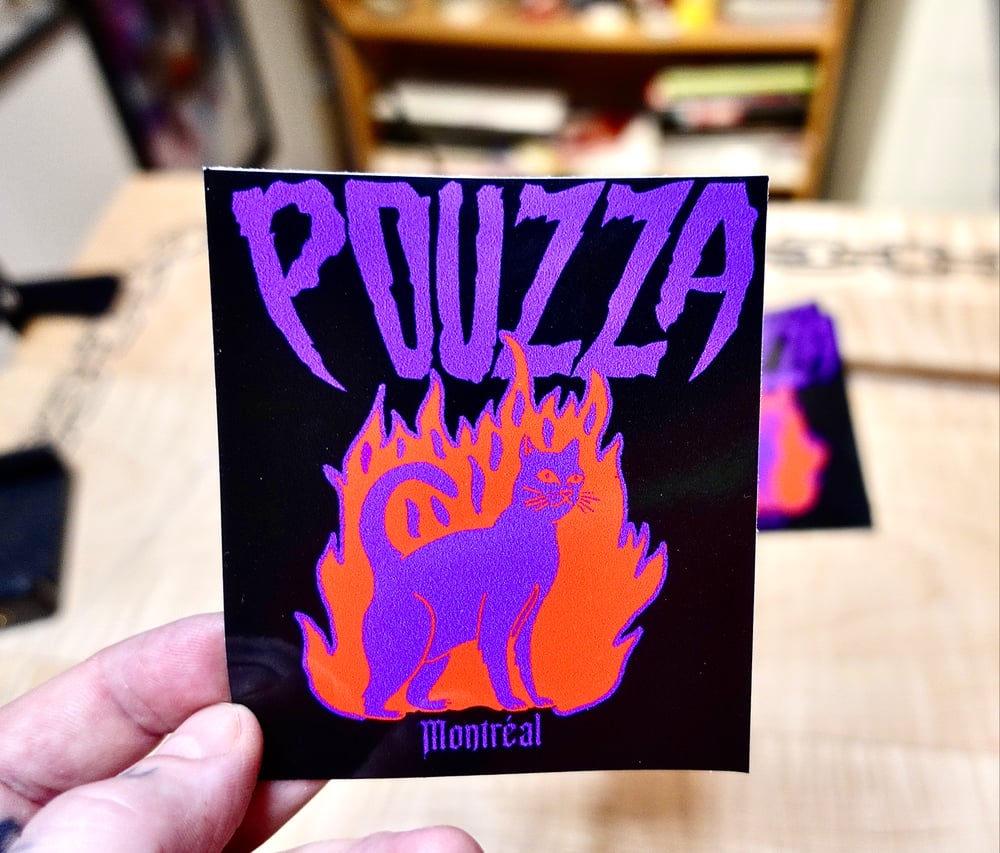 Image de Collant " Chat en feu " Sticker 3.5 x 4''