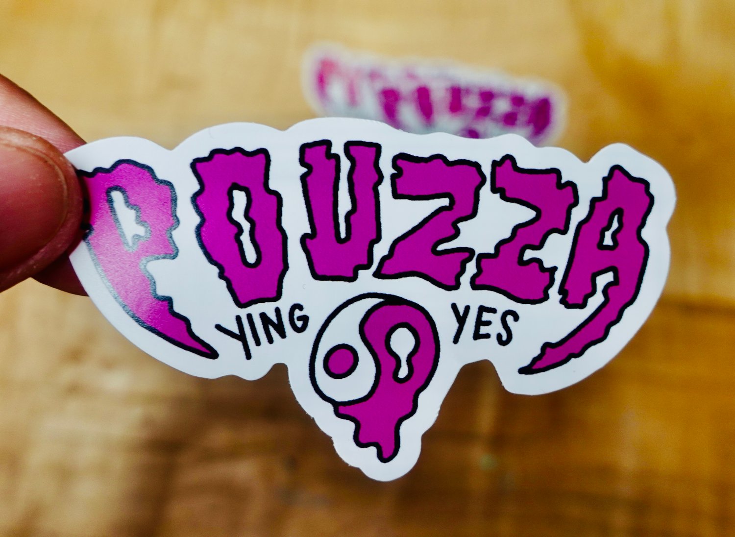 Image de Collant " Pouzza Ying Yes " Sticker ( 3 x 1,5'' )