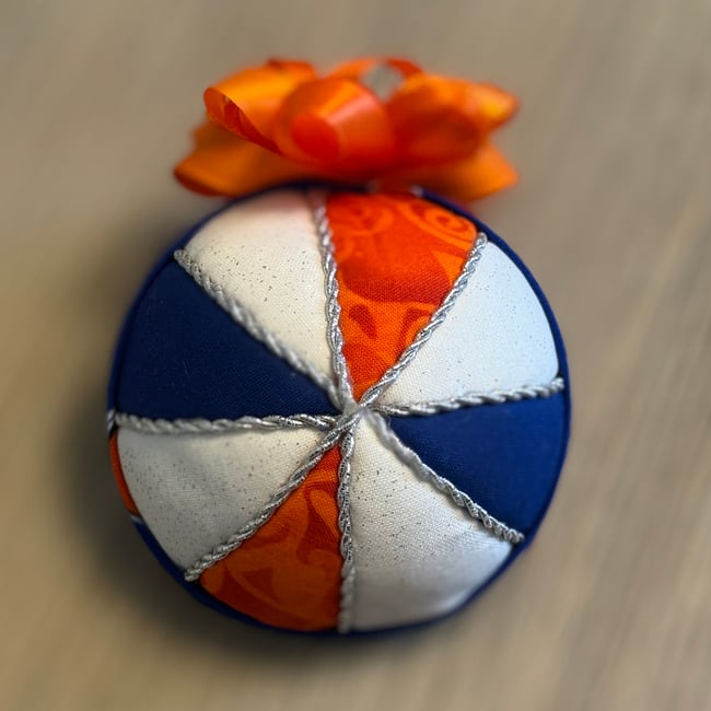 University of Florida (orange bow)