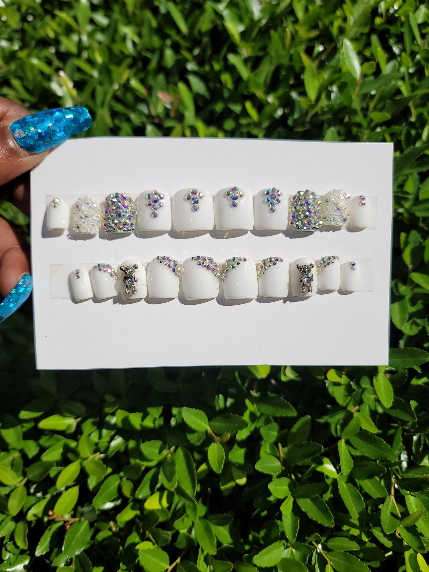 Image of cartoon white