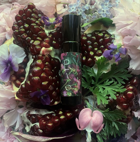 Image of Pluto Anointing Oil (Rose, Absinthe, Funerary resins)