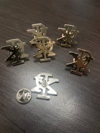 Image 2 of Pin Crismón 