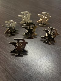 Image 1 of Pin Crismón 