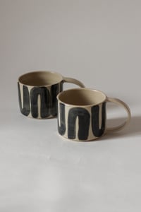 Image 3 of hakeme mug