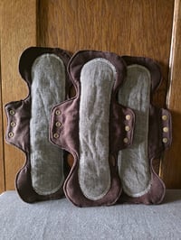 Image 1 of Linen Heavy Absorbency Pad Set of 3 - Mocha & Minicheck