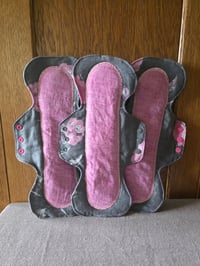 Image 1 of Linen Heavy Absorbency Pad Set of 3 - Peony & Slate