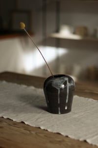Image 5 of vase 01
