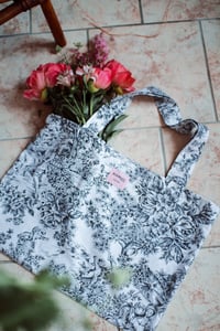 Image 2 of Tote bag [Toile de jouy noir]