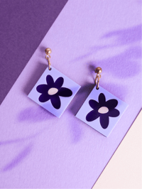 Image 2 of Flor morada y lila