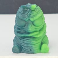 Image 1 of Large thermalchromatic Gus- dark to light green
