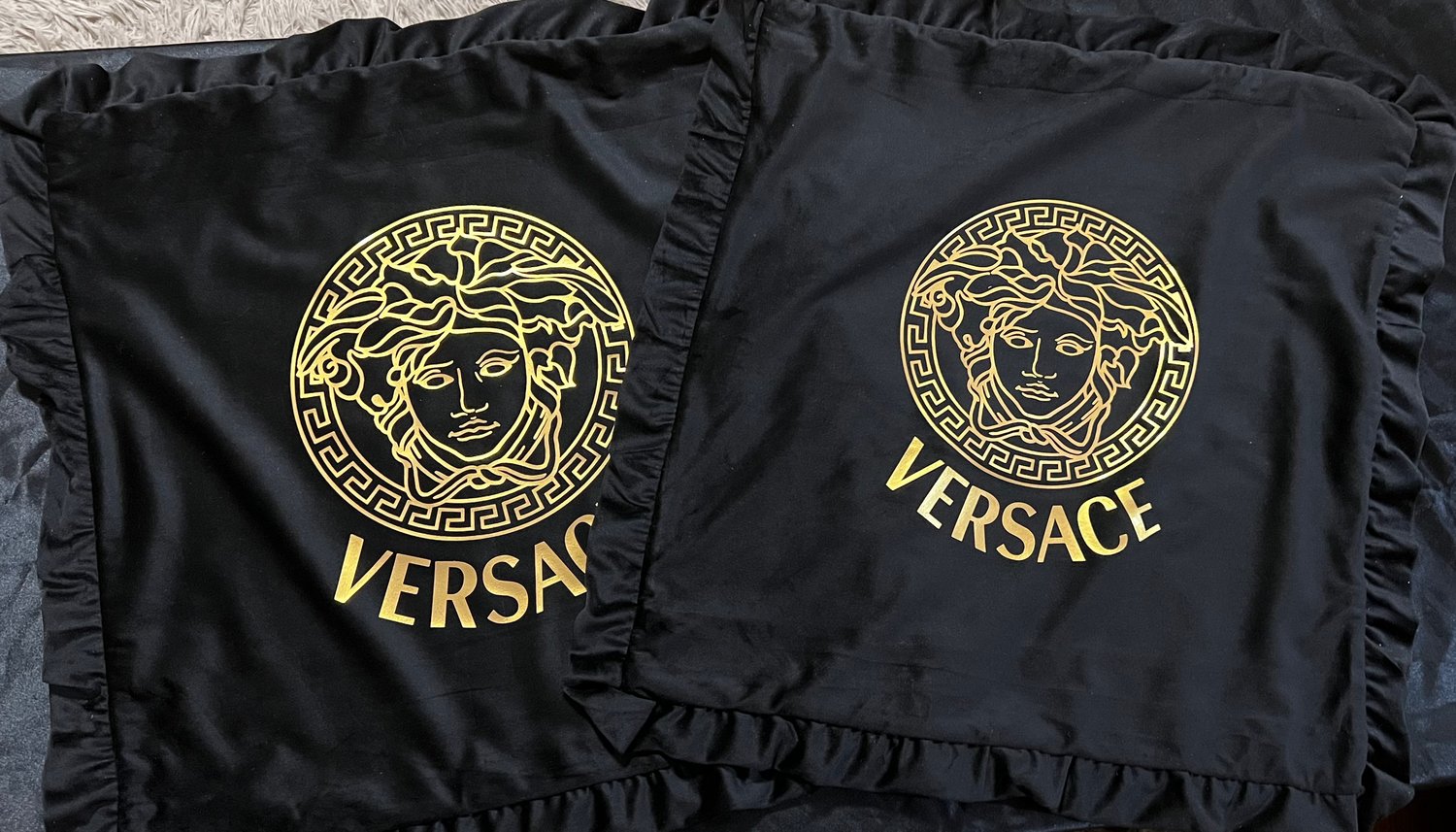 Versus Pillow Cases