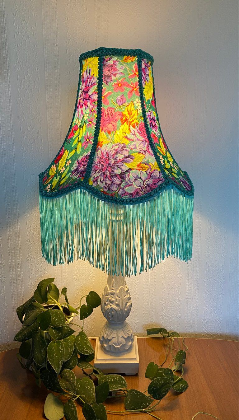 Aqua Tassel Lamp Image 2